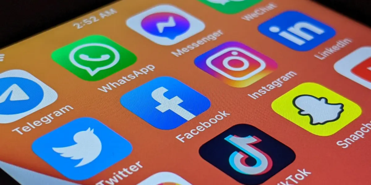 Les réseaux sociaux - agence de communication web en Normandie Les réseaux sociaux
