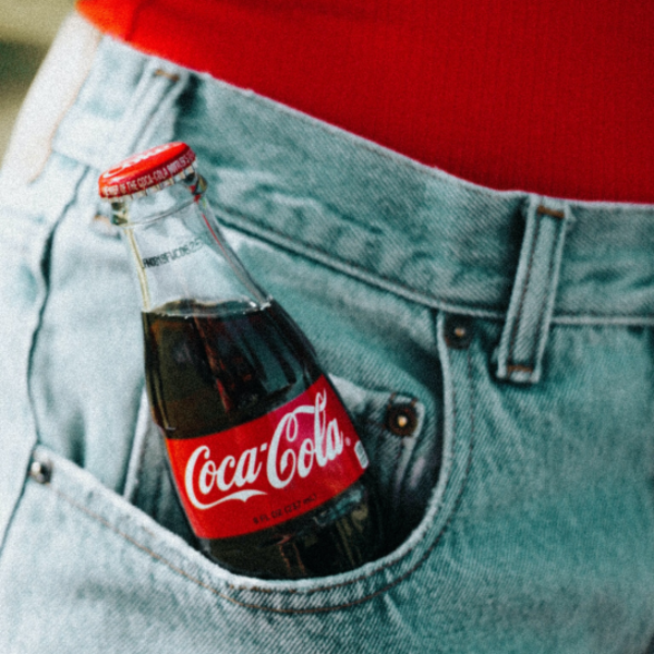 exemple de logo mot-symbole (Coca-Cola) exemple de logo mot-symbole (Coca-Cola)