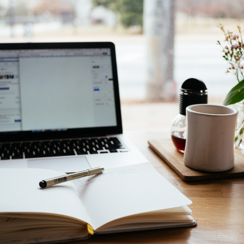 Les métiers d'une agence web : chargé de projet interne