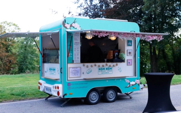 Création graphique pour Nôm Nôm à Caen